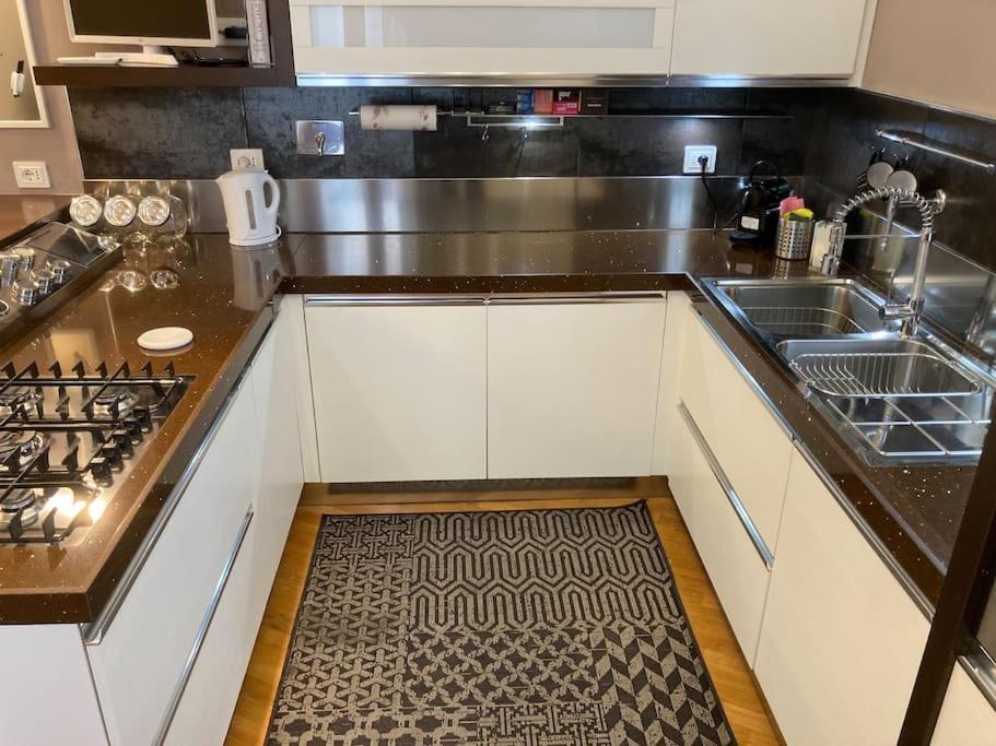 Thesan Lodge, Chic & Modern Design Apartment Γκροσέτο Εξωτερικό φωτογραφία